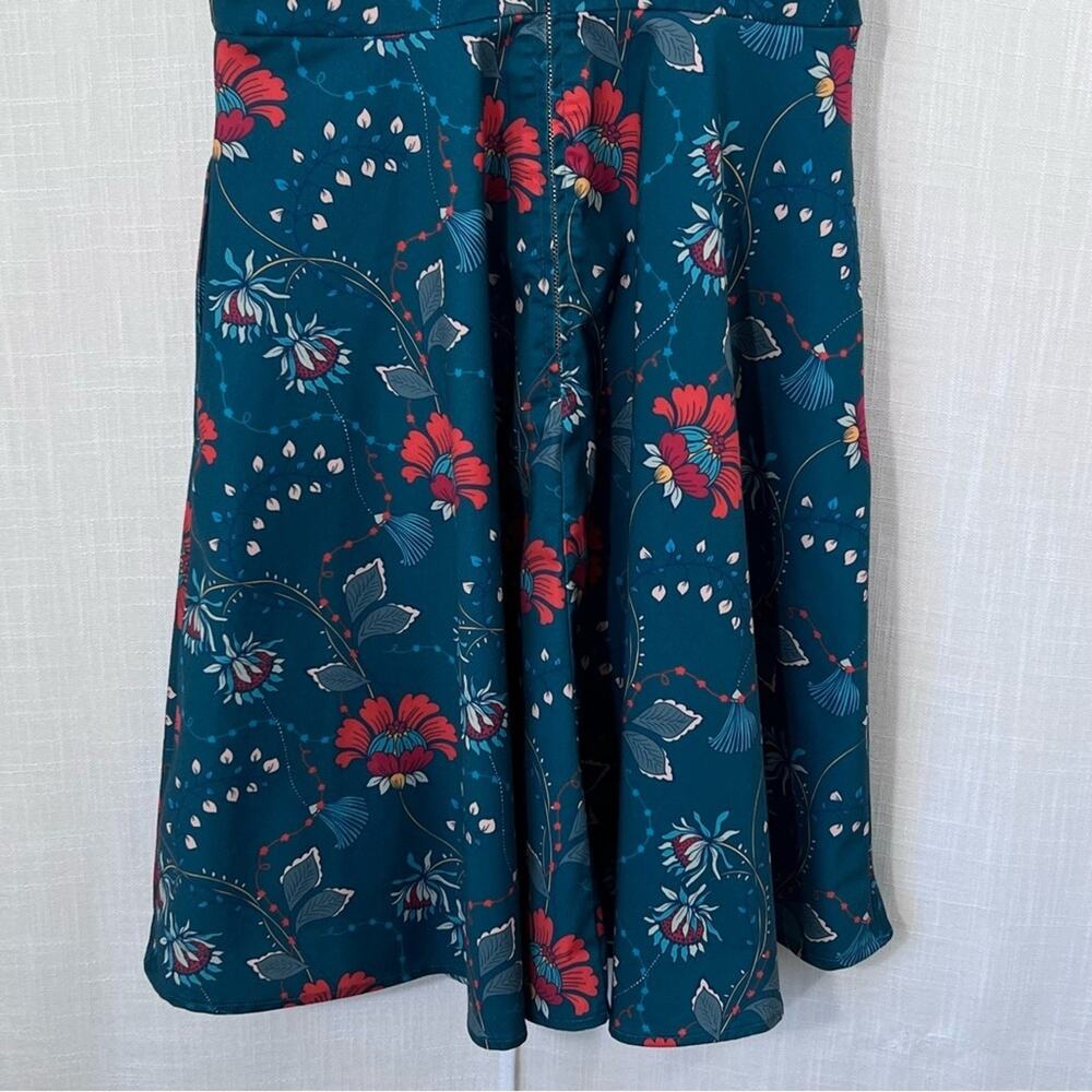 Teal Floral Swing Dress with Contrast Collar - Picture 15 of 16